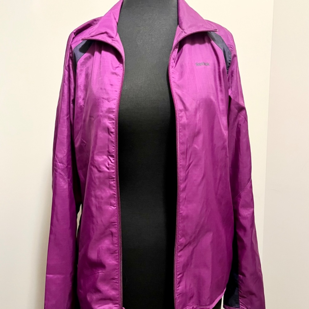 2pc Reebok Windbreaker Set - Picture 2 of 6